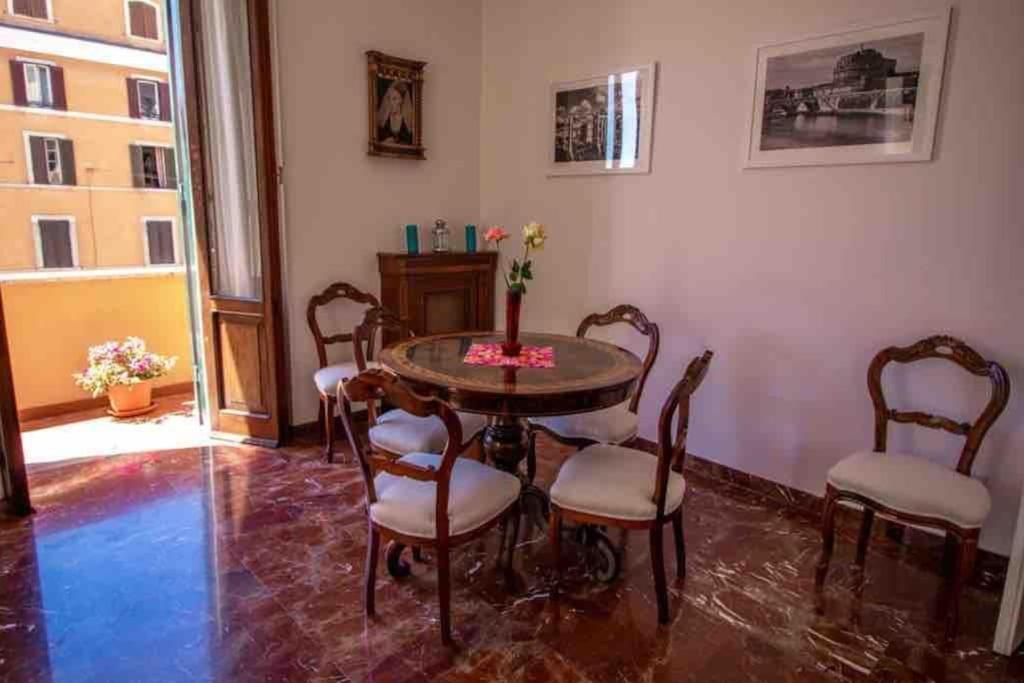 Cri's House Apartment Rom